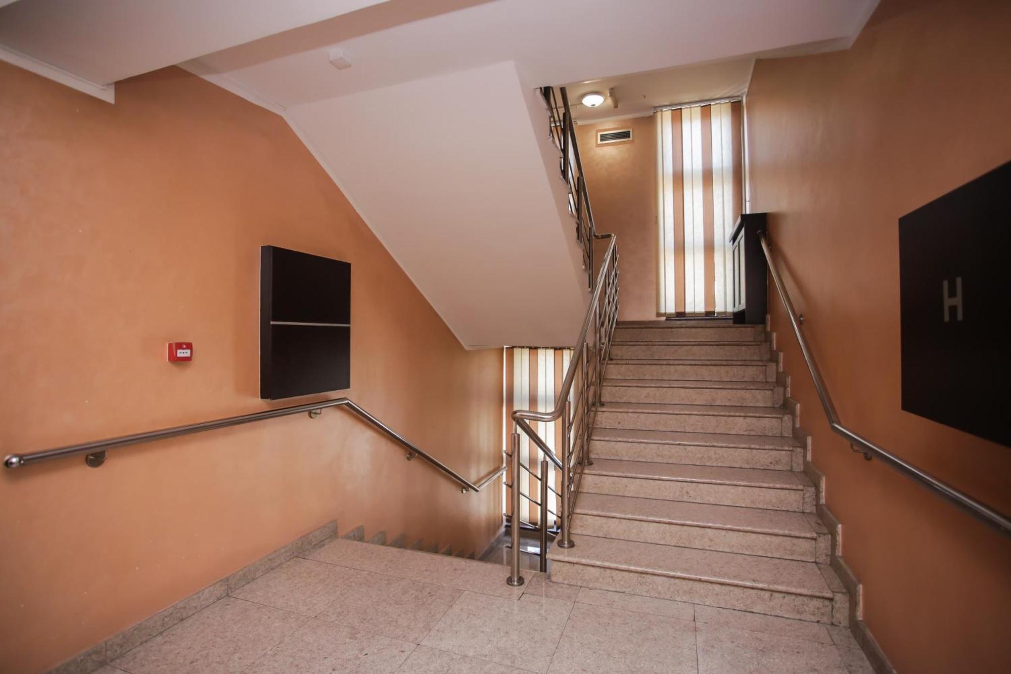 Lukavica Hotel Beograd - Yu מראה חיצוני תמונה