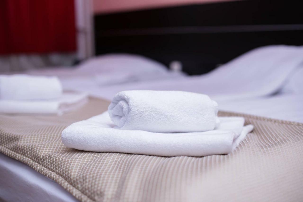 Lukavica Hotel Beograd - Yu מראה חיצוני תמונה